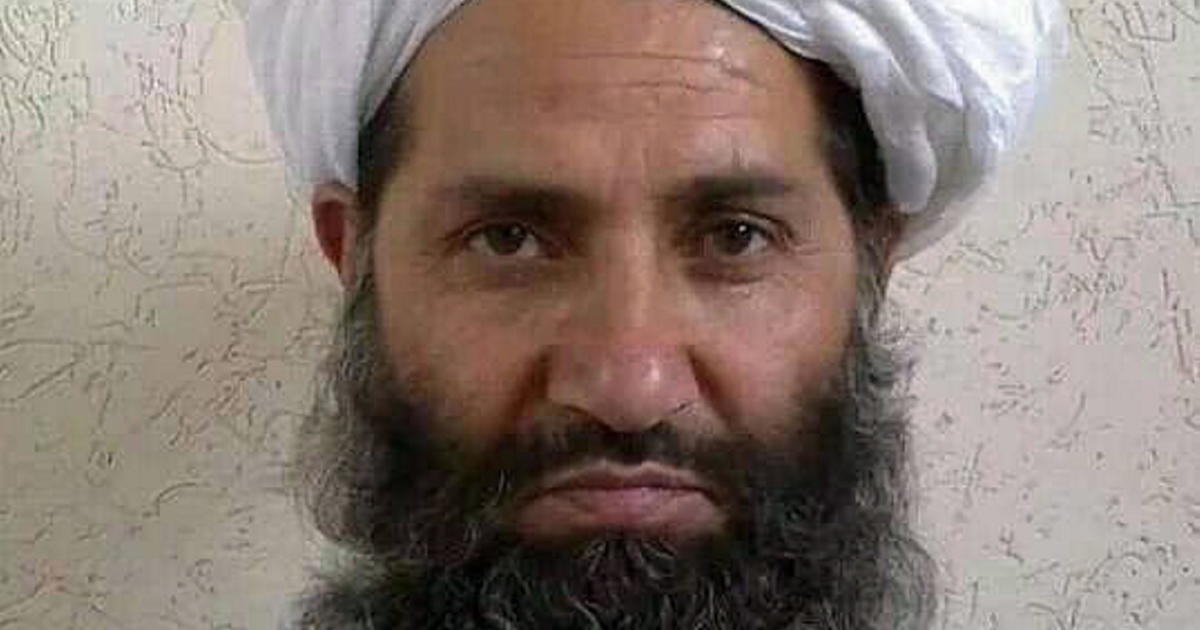 2 години, откакто талибаните си върнаха Афганистан, неговият изолиран върховен водач управлява от сенките