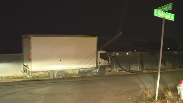 stolen-box-truck-crash.jpg 