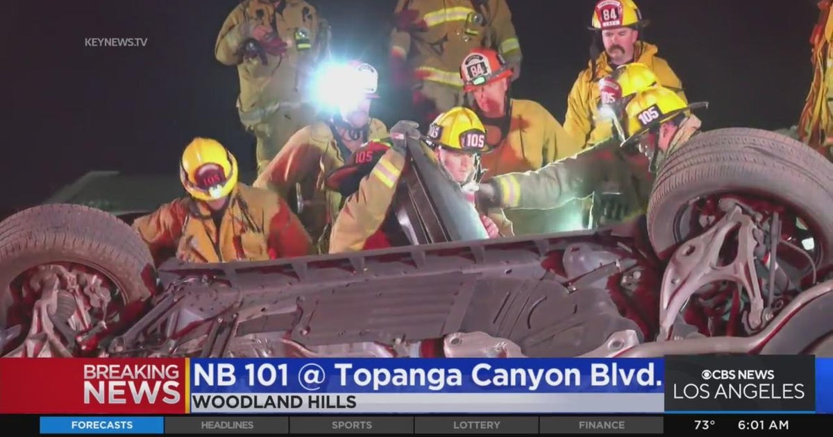 Woman killed in 101 Freeway crash in Woodland Hills - CBS Los Angeles