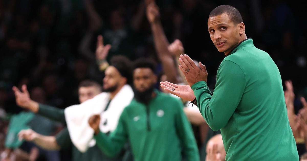 Joe Mazzulla emphasizing teamwork in Boston Celtics training camp
