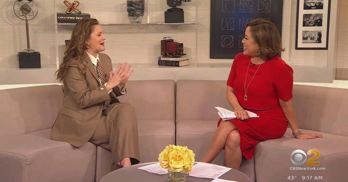 Drew Barrymore is back on set with Drew s News CBS New York