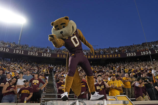 COLLEGE FOOTBALL: SEP 01 New Mexico State at Minnesota 