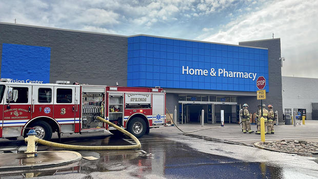 walmart-fire-2.jpg 