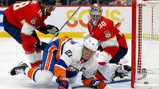 islanders-panthers-anders-lee-1.jpg 