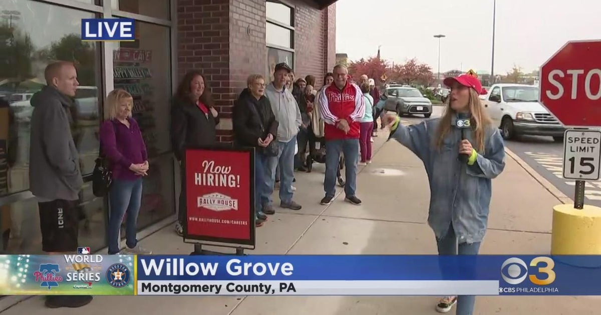 Phillies fans waiting patiently for gear to arrive at Rally House in