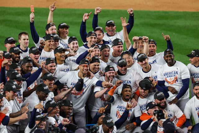 Astros sweep Yankees to advance to World Series - CBS News