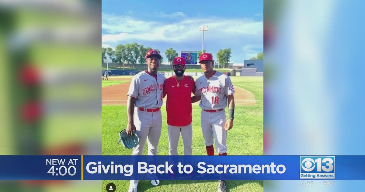 Sacramento baseball legends hold skill clinics for local athletes