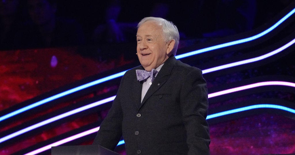 Celebrities mourn the loss of comedian and actor Leslie Jordan - CBS News