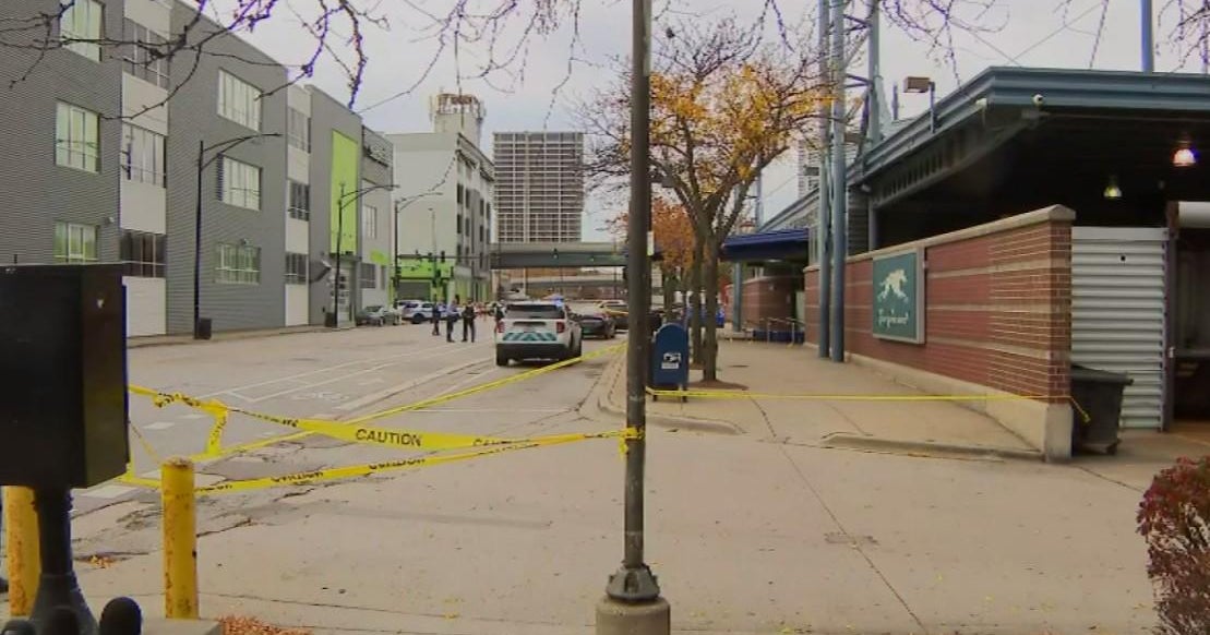Greyhound employee shot and killed outside West Loop bus station - CBS ...