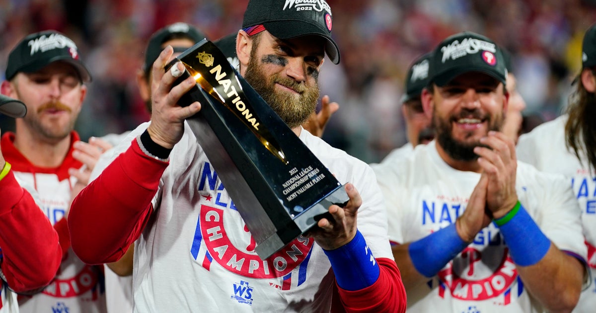 Harper gets World Series moment while Trout's wait continues - Vimarsana News