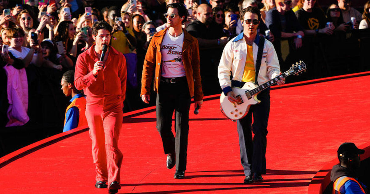 NFL Thanksgiving Halftime Show, Irving, Texas, USA