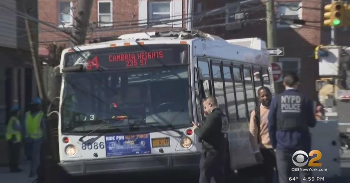 Suspect Hijacks MTA Bus, Crashes Before Arrest - CBS New York