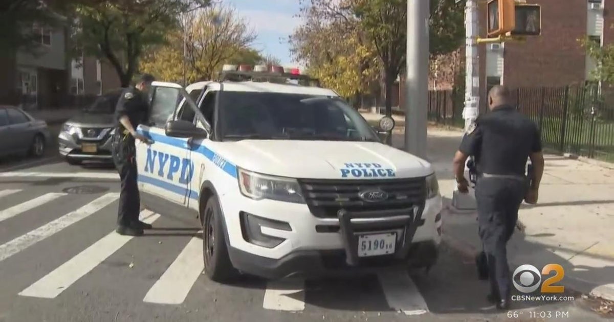 Exclusive: Police seek man wanted in attacks on 2 women in Brooklyn ...