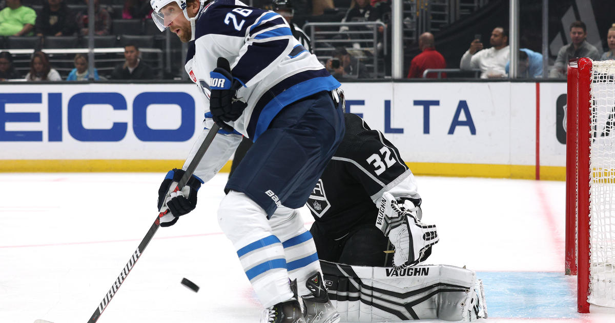 Jets' Scheifele scores 32 seconds into OT to defeat Kings