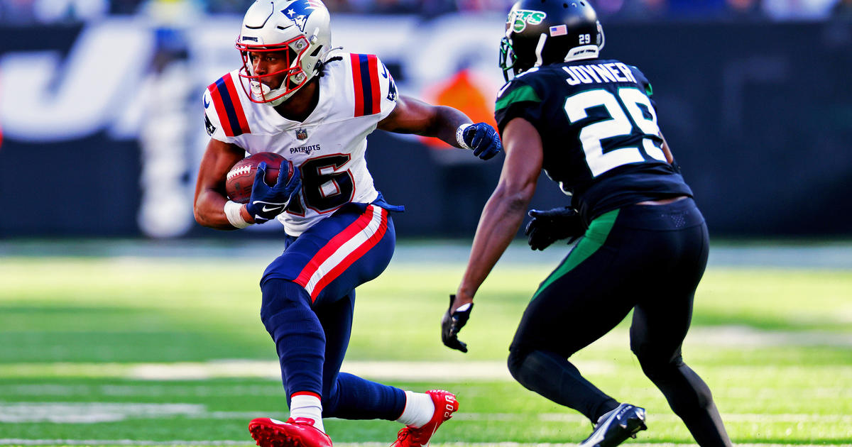 Jakobi Meyers can't help but consider life without the Patriots