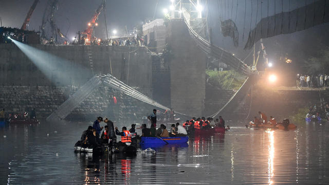 TOPSHOT-INDIA-ACCIDENT-BRIDGE 