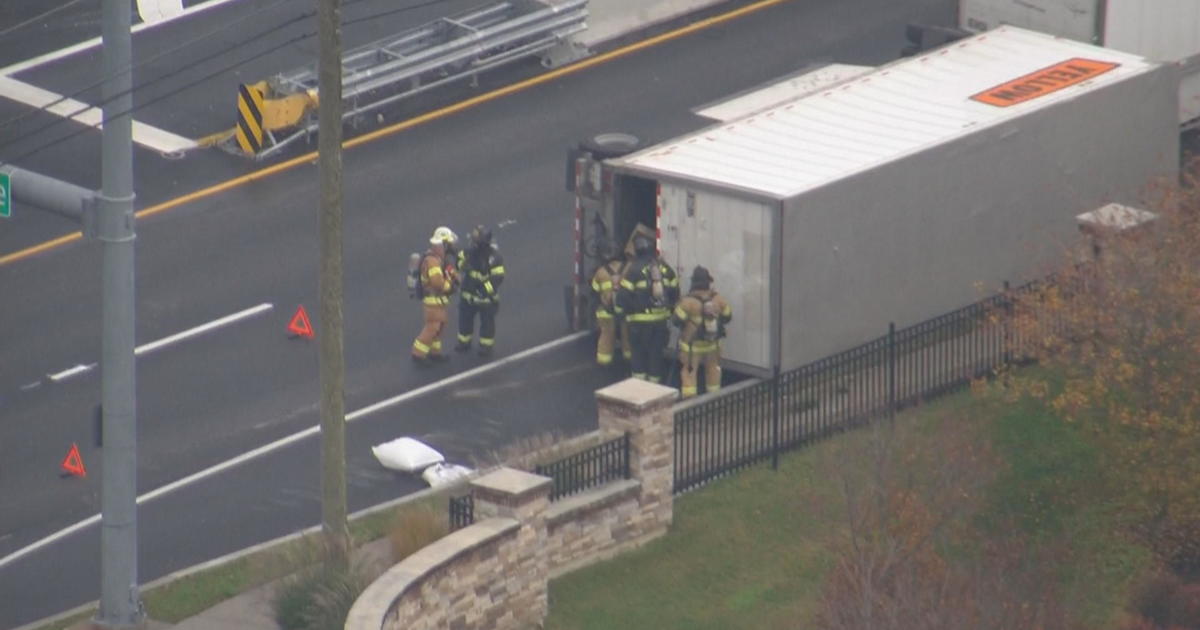 Overturned Tractor Trailer Snarls Traffic In Bensalem Cbs Philadelphia 9448