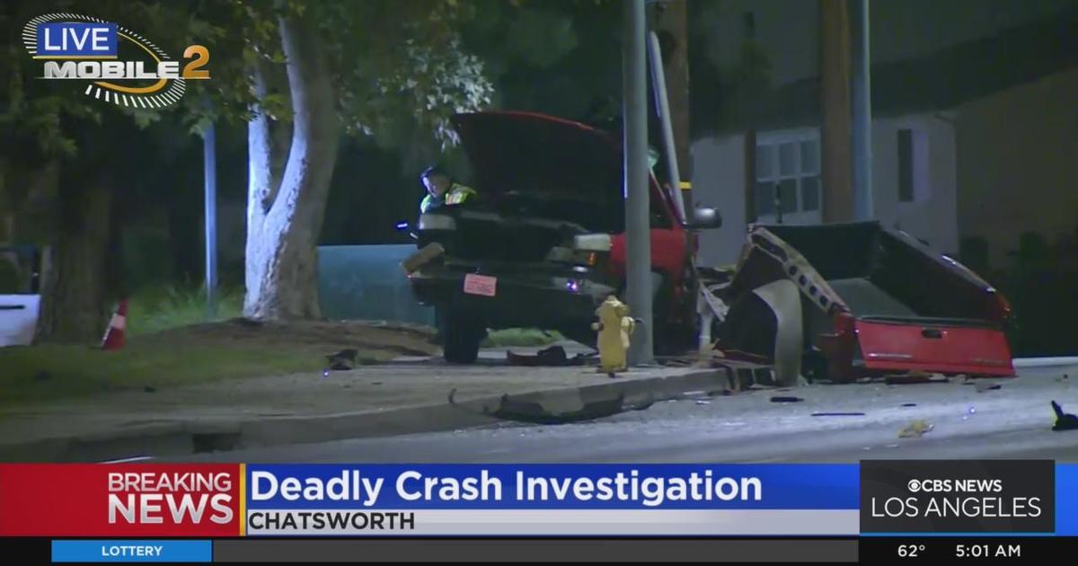 Man dies in Chatsworth crash - CBS Los Angeles