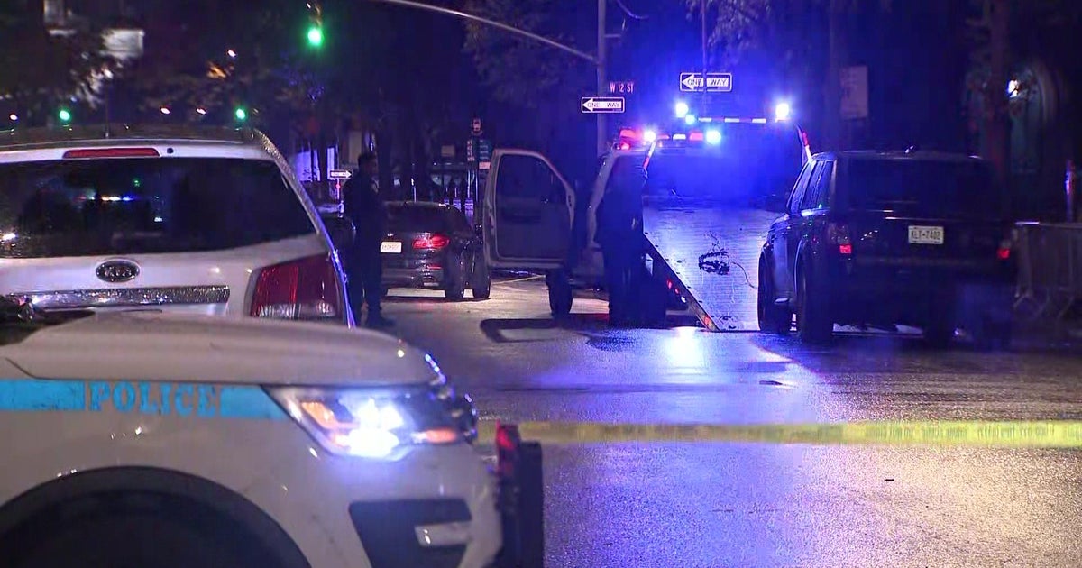 21-year-old man shot overnight in Greenwich Village - CBS New York