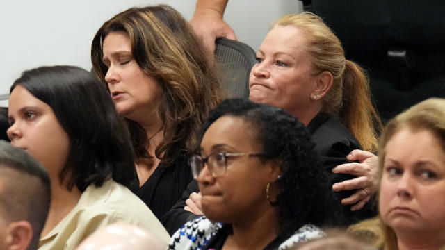 Shara Kaplan reacts as she hears that Nikolas Cruz will not receive the death penalty as the verdicts are announced in the Marjory Stoneman Douglas High School shooting trial at the Broward County Courthouse in Fort Lauderdale, Florida, October 13, 2022.  