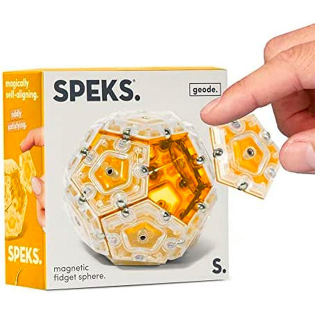 speks-magnetic-toys.jpg 