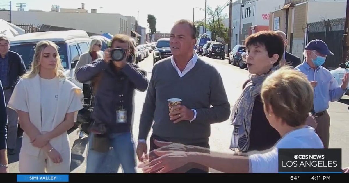 Los Angeles Mayoral candidates make campaign stops in Hollywood, Skid