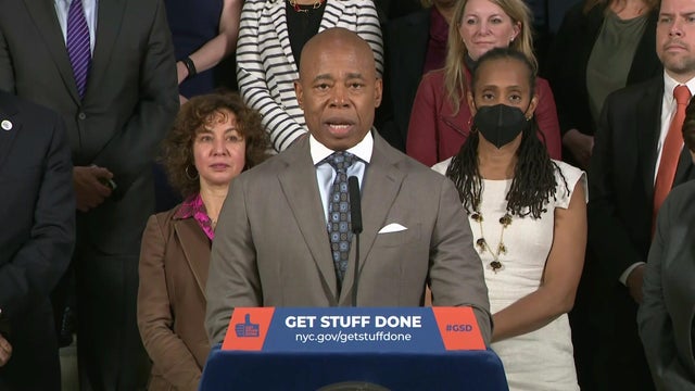 Eric Adams makes an announcement 