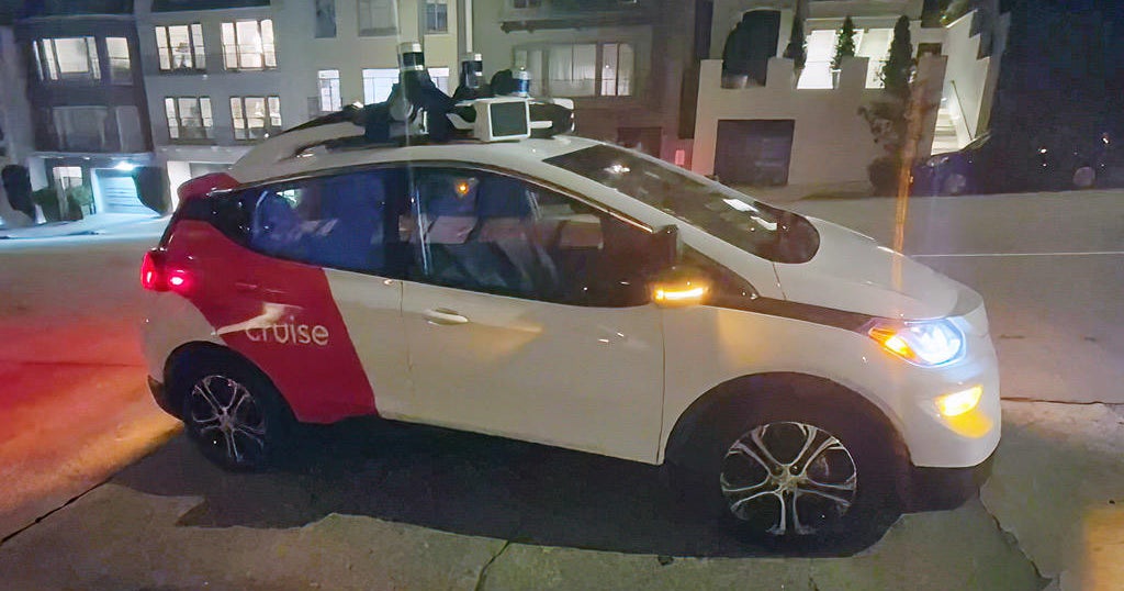 Die kalifornische Straßenverkehrsbehörde (DMV) setzt die Genehmigungen für fahrerlose Robotertaxis aus Die kalifornische Straßenverkehrsbehörde (DMV) setzt die Genehmigungen für fahrerlose Robotertaxis aus