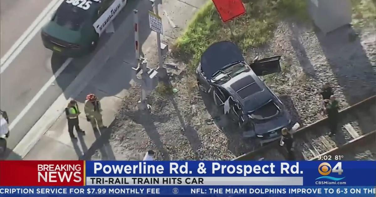 Tri-Rail practice hit car in Oakland Park