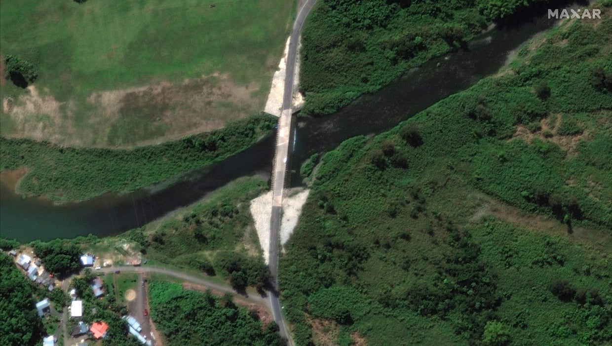 01-bridge-before-fiona-arecibo-puerto-rico-18jan2022-geo1-1.jpg 