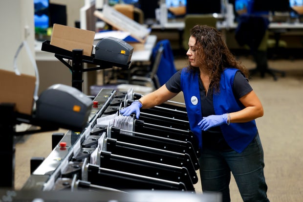 Americans Head To The Polls To Vote In The 2022 Midterm Elections 