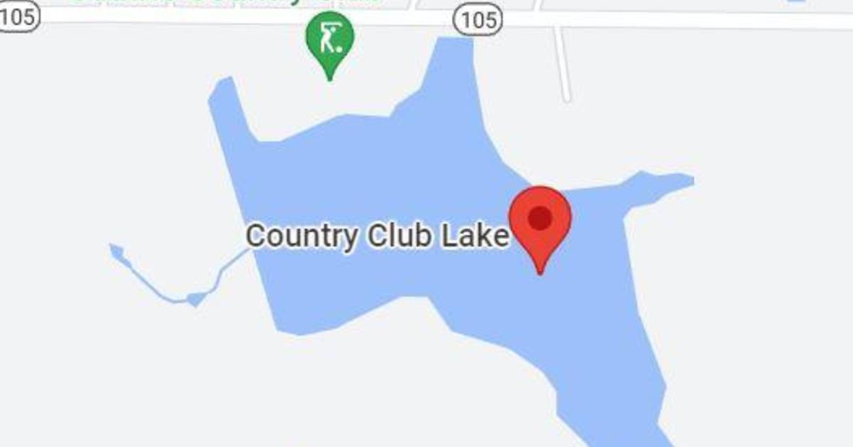 Divers using sonar recover 3 bodies after airboat flips on Oklahoma lake