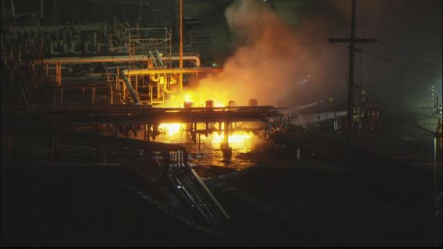 chevron-refinery-fire.jpg 