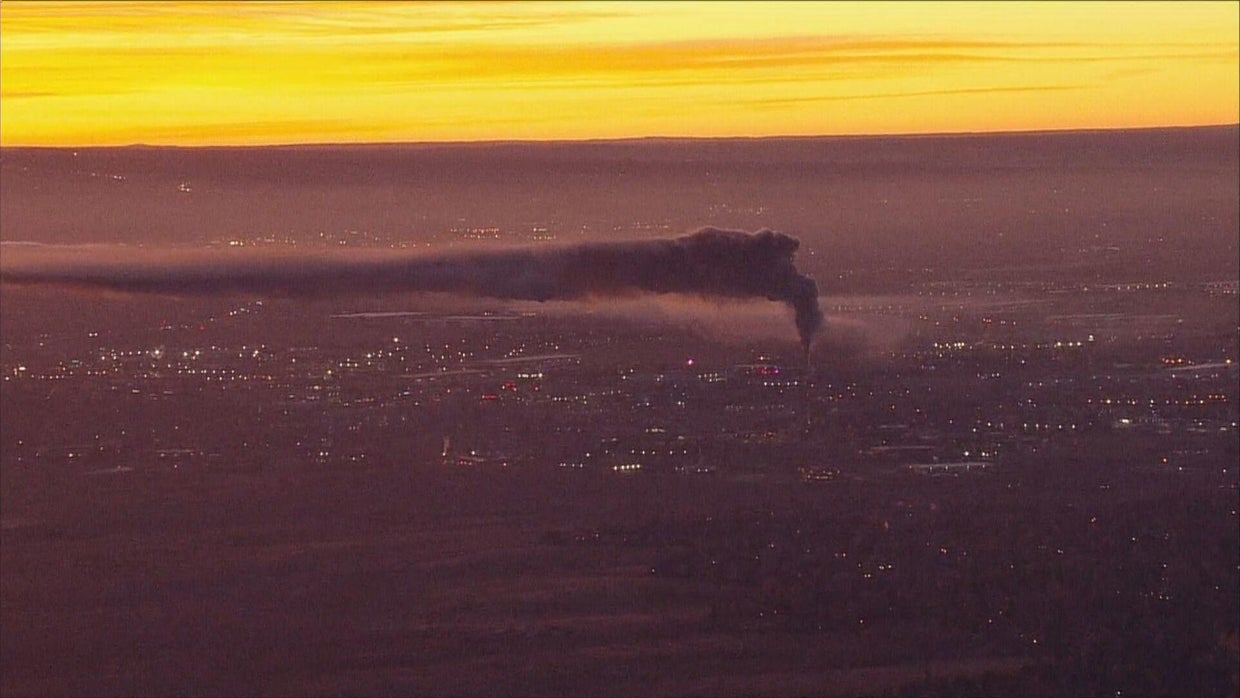 Large plume of smoke seen during generator fire at building in ...