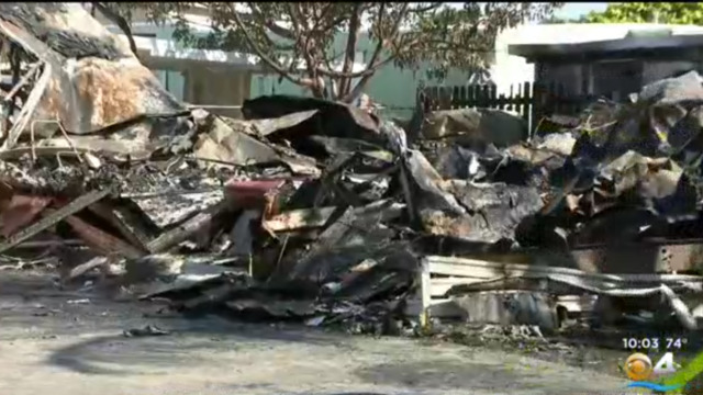 Hialeah Gardens mobile home fire 