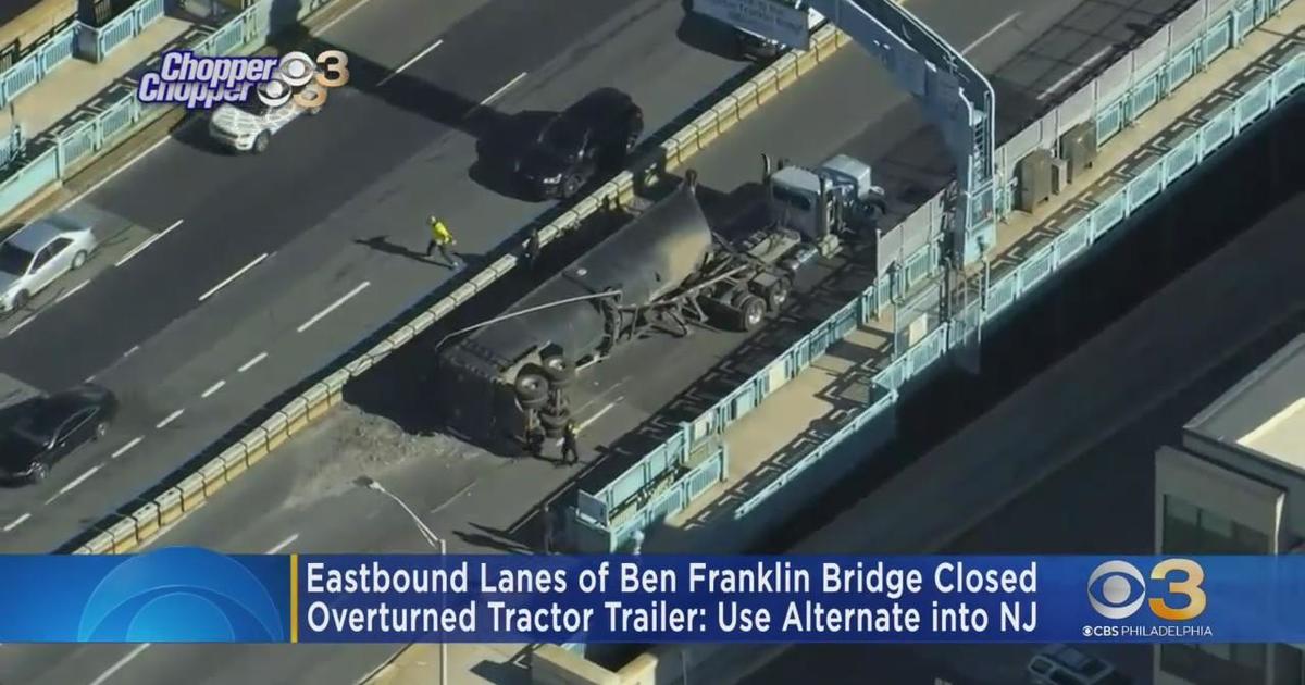 Overturned Tractor Trailer Stops Traffic On Ben Franklin Bridge Cbs Philadelphia 8467