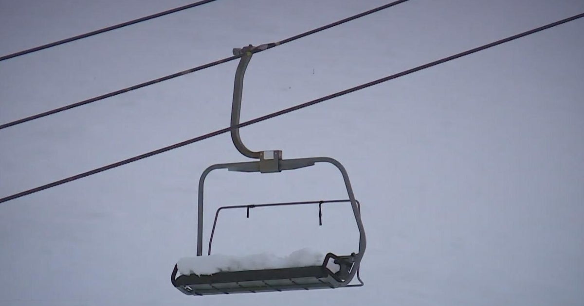 High prices for ski slopes send possible guests looking to save money