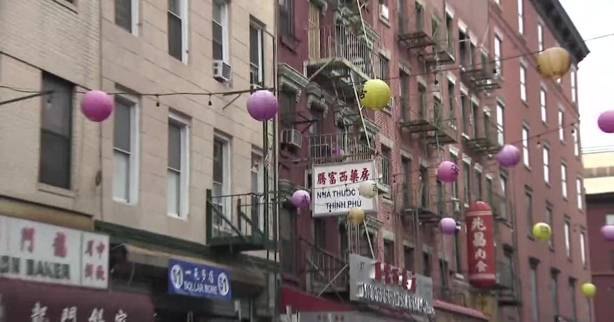 Hopes for a quick recovery fade in NYC's Chinatown