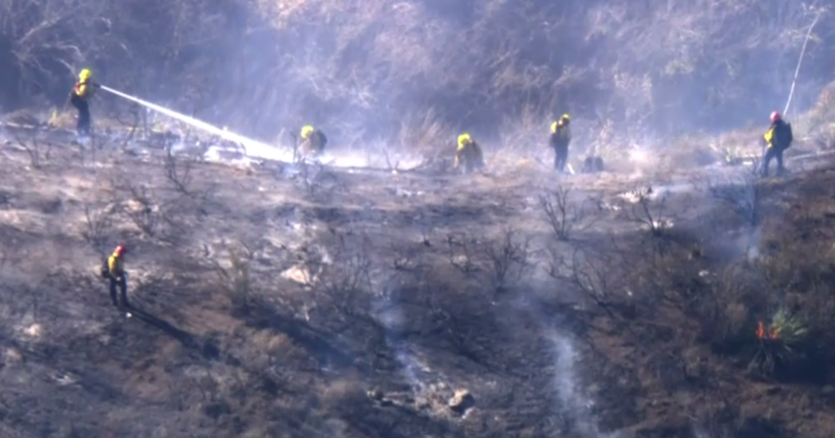 Lynn Fire burns 10 acres in Newbury Park - CBS Los Angeles