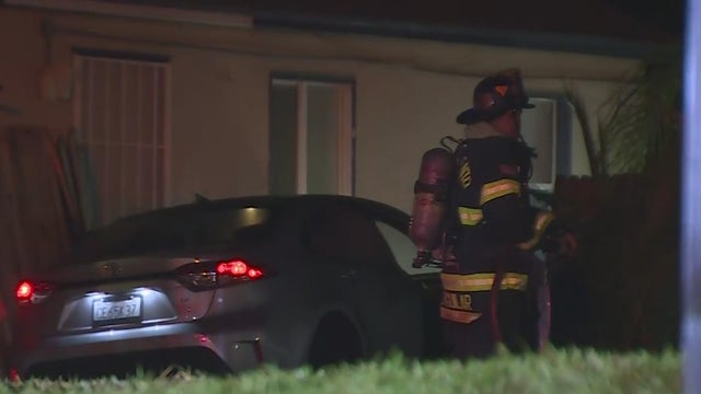 Car crashes through fence in Sacramento 