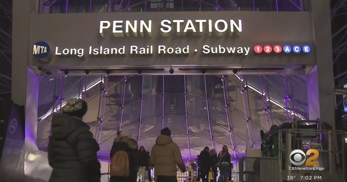 2 men arrested after threats were made to NYC synagogues CBS New York