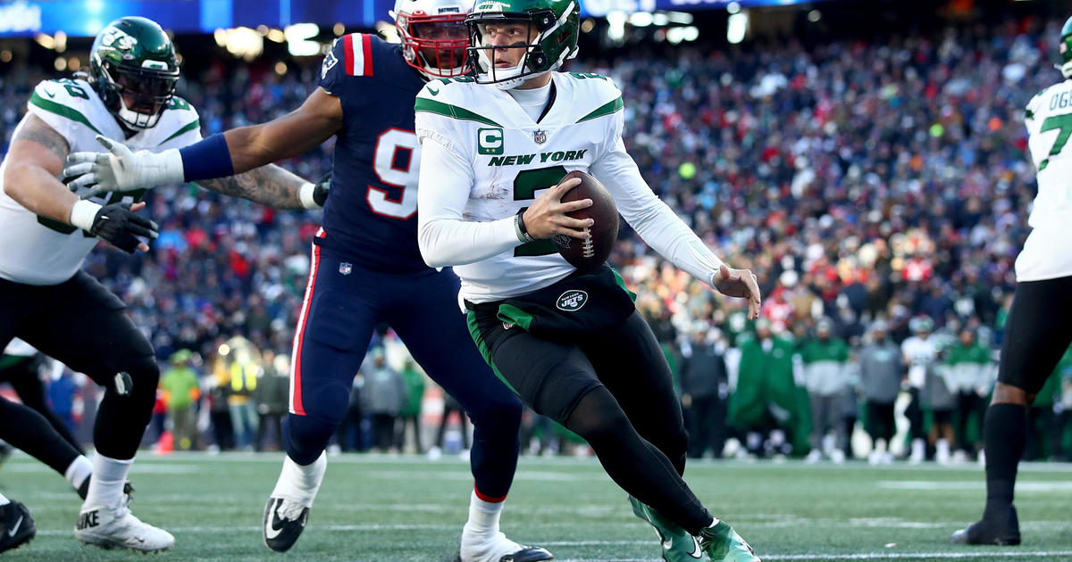 Why didn't the Jets punt the ball out of bounds instead of to Marcus Jones?  Because they are the Jets. - The Boston Globe