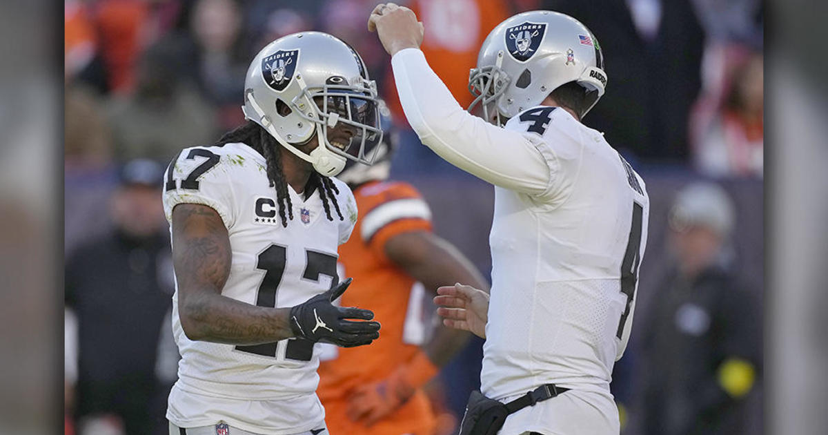 Adams' overtime TD catch powers Raiders past Broncos - CBS San Francisco