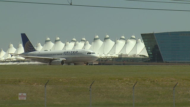 dia-united-airlines-denver-transfer-frame-1016.jpg 