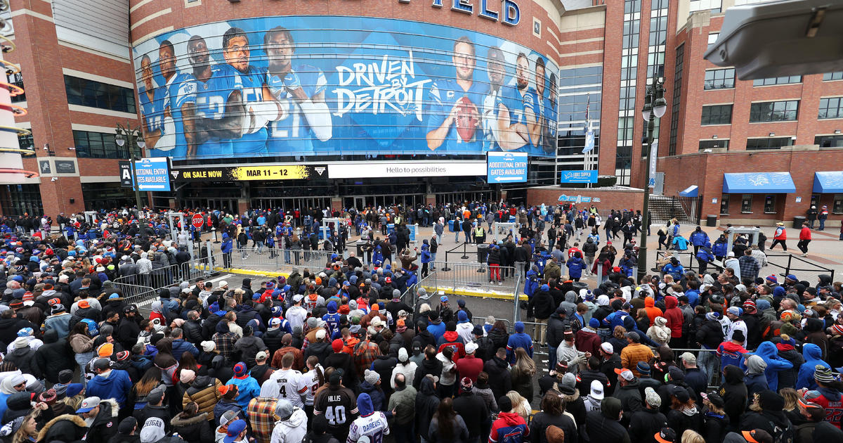 Thank you, Detroit': Buffalo Bills donate $20K to Lions foundation after  home game moved to Ford Field - CBS Detroit