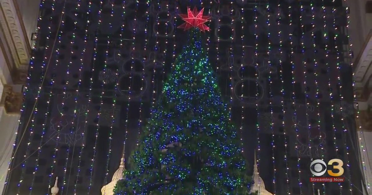 Sneak peek inside Macy's Christmas light show in Center City CBS