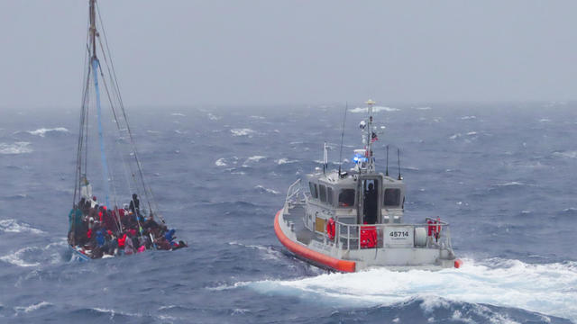 FL: U.S. Coast Guard Rescue in Islamorada 