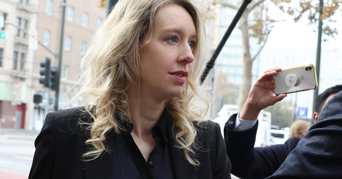 Elizabeth Holmes bought plane ticket to Mexico after conviction, prosecutors say