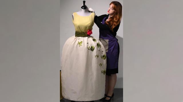 Elizabeth Taylor's "lucky charm" Oscar dress found in suitcase in London
