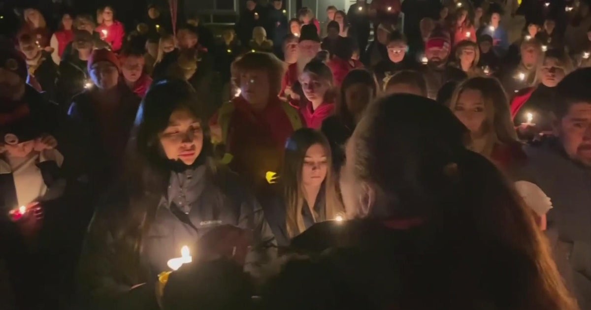 Large crowd attends vigil for teen who died after jumping into icy lake ...